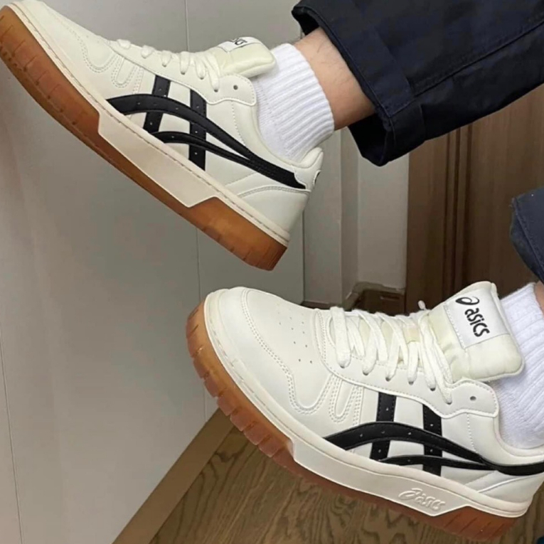 Giày Thể Thao Asics Court MZ Kem Đen Và Kem Xám Mẫu Mới Thiết Kế Độc Lạ Hàng Hot Trend 2023