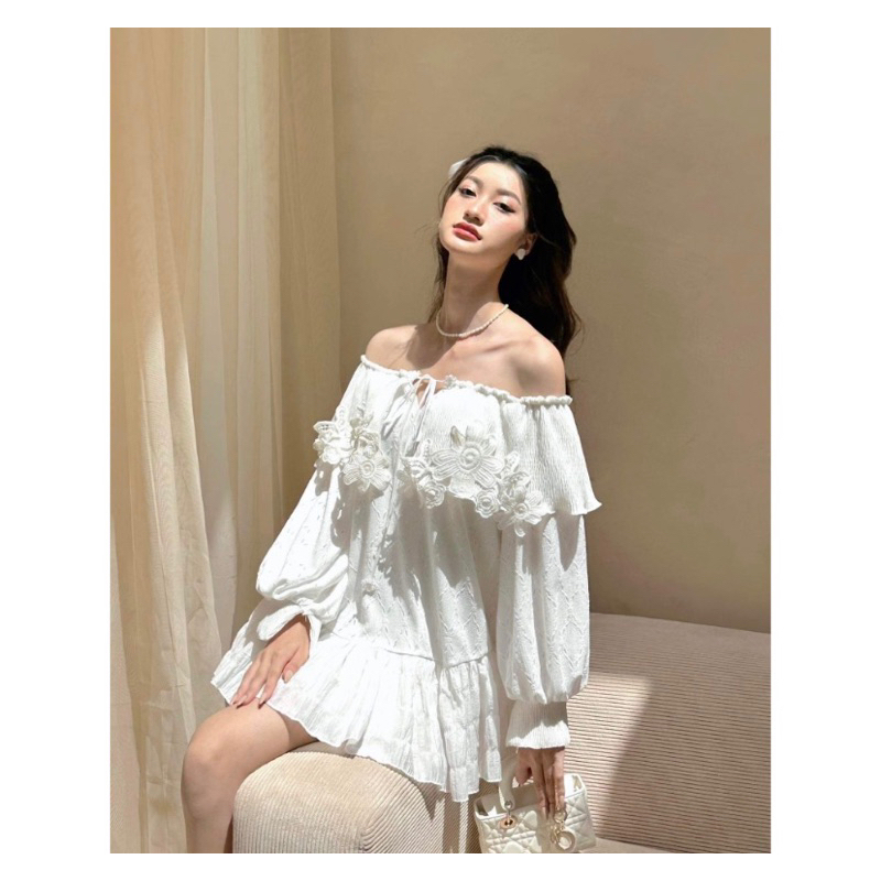 Flo ren Dress Váy xinh trễ vai hoạ tiết hoa dập nổi tiểu thư