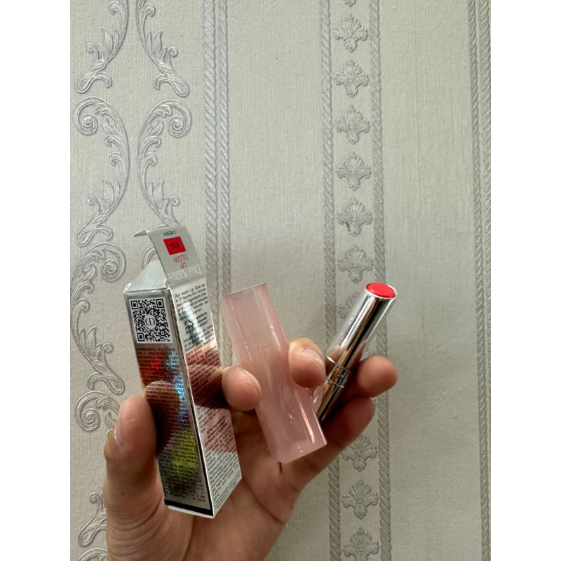 Son Dưỡng Dior Addict Lip Glow Màu 012 Rosewood 3.2g