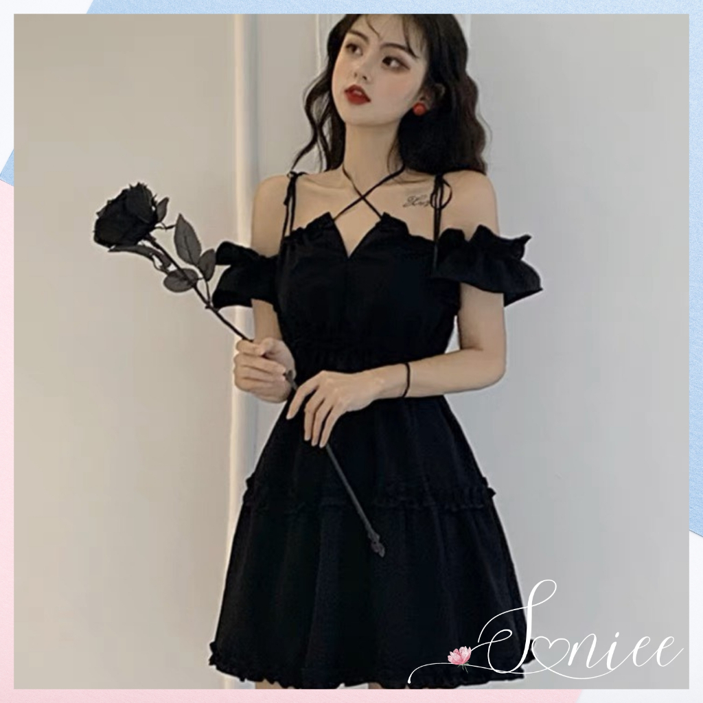 Váy 2 dây nữ trễ vai đen đầm nữ ulzzang đen sexy kèm dây buộc cổ chất liệu đũi mềm mịn không nhăn Saniee Clother