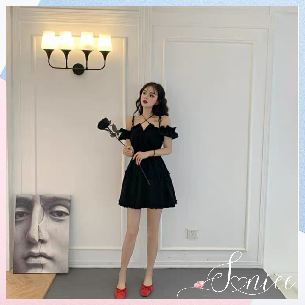 Váy 2 dây nữ trễ vai đen đầm nữ ulzzang đen sexy kèm dây buộc cổ chất liệu đũi mềm mịn không nhăn Saniee Clother