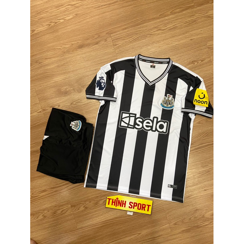 Bộ quần áo đá banh CLB NEW CASTLE, Bộ quần áo bóng đá in tên và số theo yêu cầu