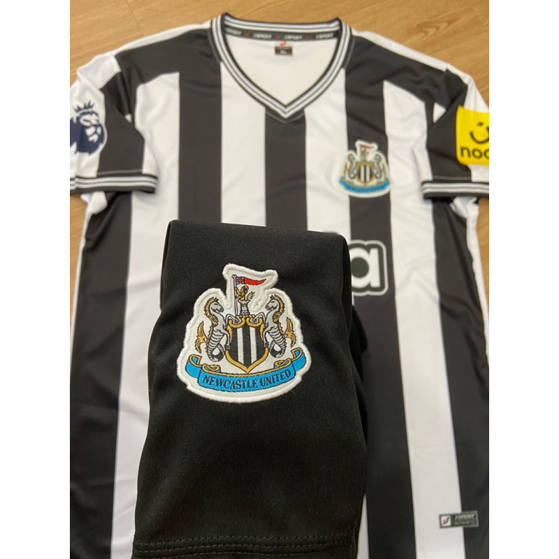 Bộ quần áo đá banh CLB NEW CASTLE, Bộ quần áo bóng đá in tên và số theo yêu cầu