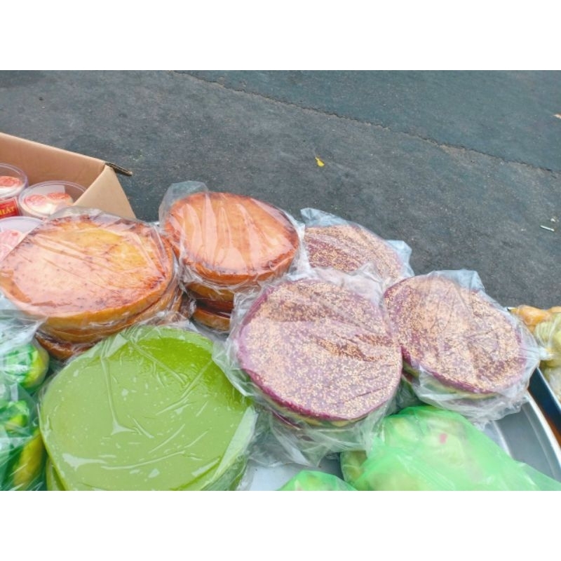 Bánh da lợn lá cẩm