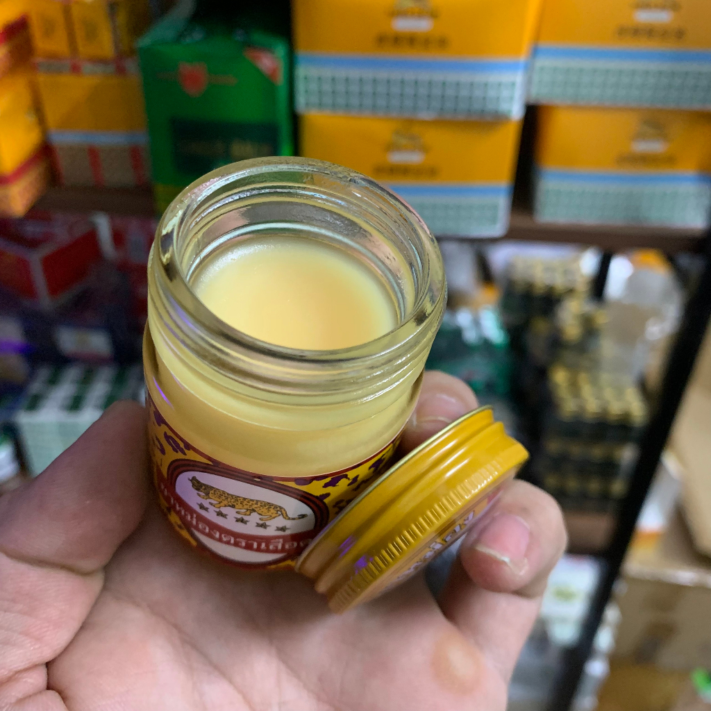 Cù Là Con Báo Leopard Brand Balm 40gr Thái Lan Chính Hãng - Xoa Bóp Nhức Mỏi
