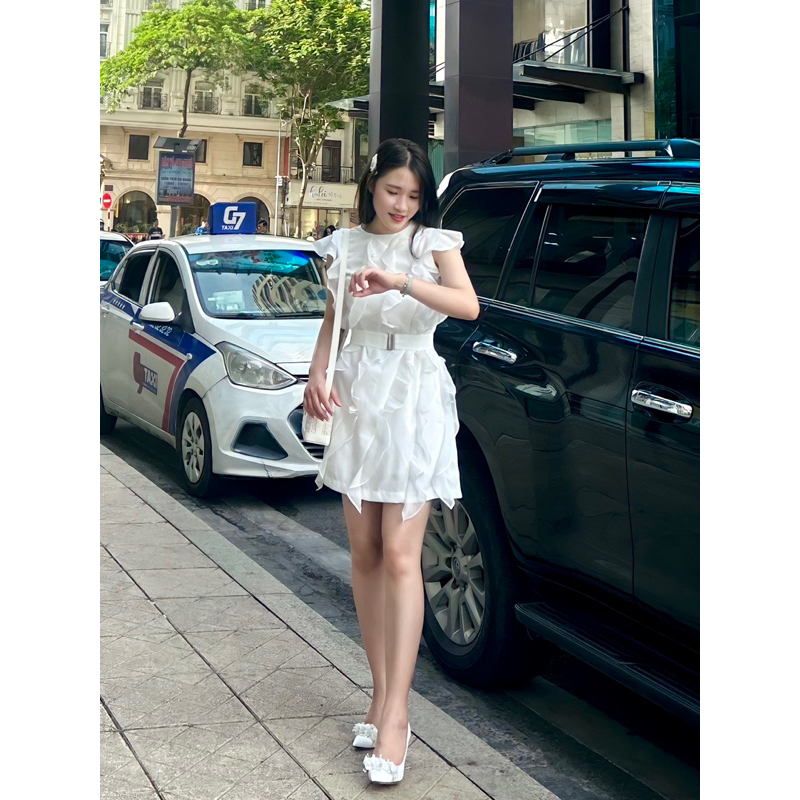 Đầm Nữ Dáng Xuông Phối Bèo Thắt Đai