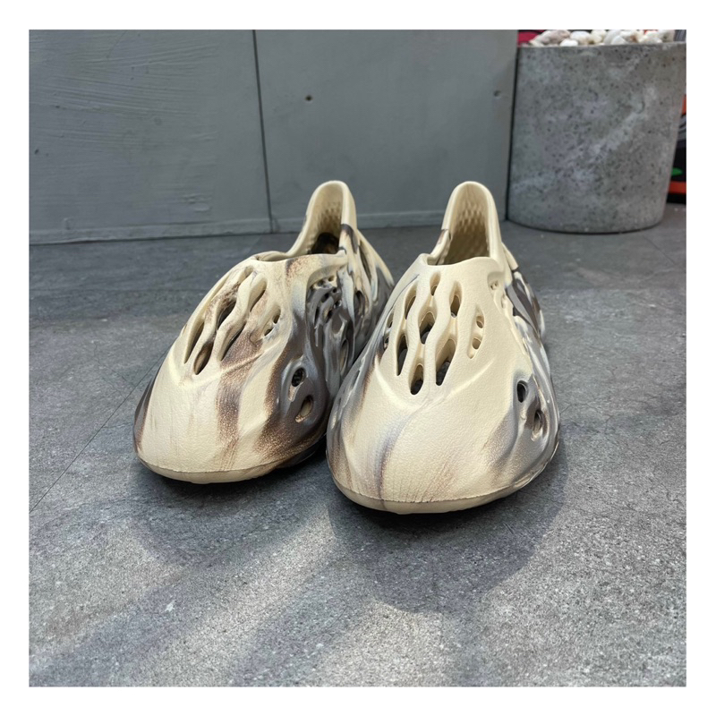 GIÀY YEEZY FOAM RUNNER ‘MX CREAM CLAY’ Code: GX8774