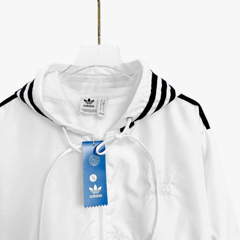 Áo khoác dù adidas lót lưới có nón