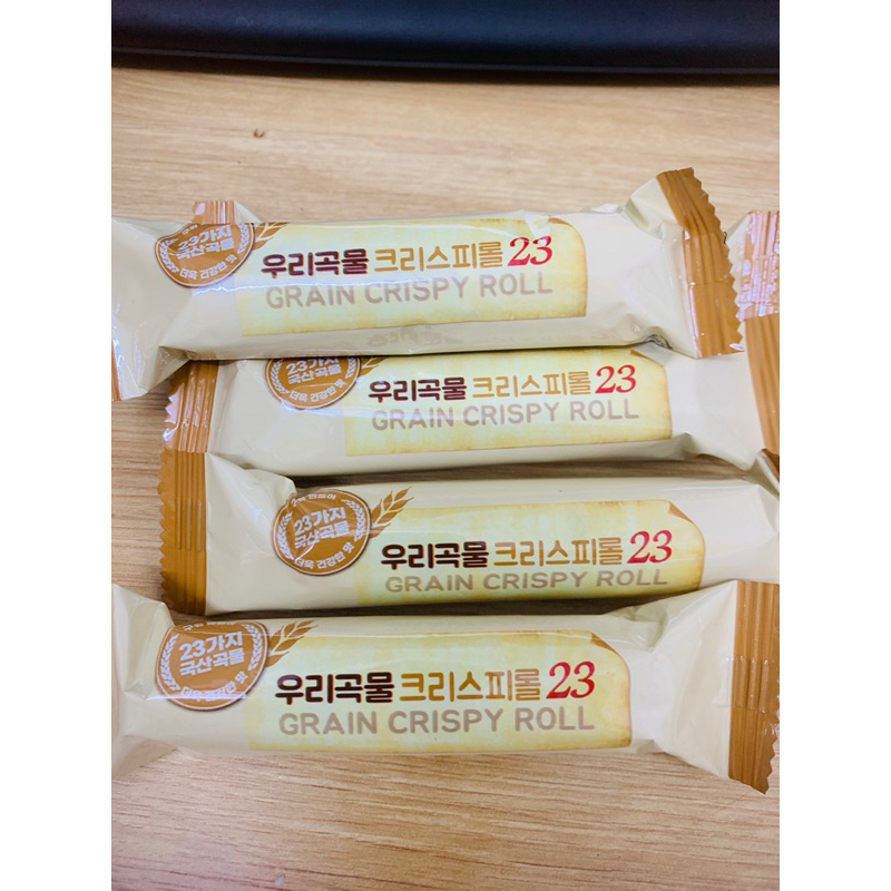 - Bánh Ngũ cốc Multi Grain Crispy Roll-