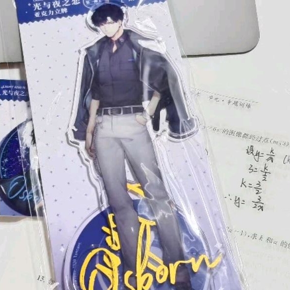 Standee sưu tầm game Quang Dữ Dạ Chi Luyến