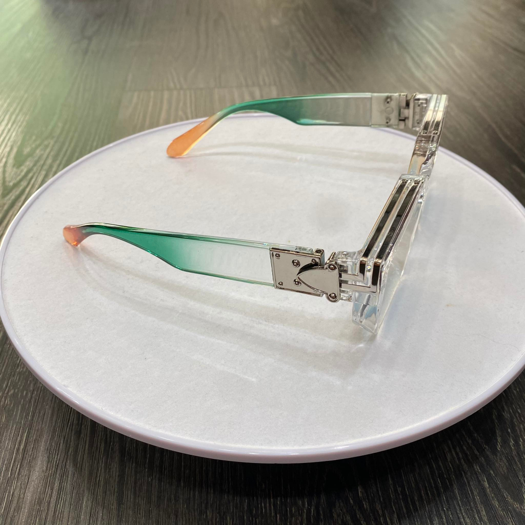 Kính mắt LV gọng kèm tròng 7 màu phong cách hiện đại