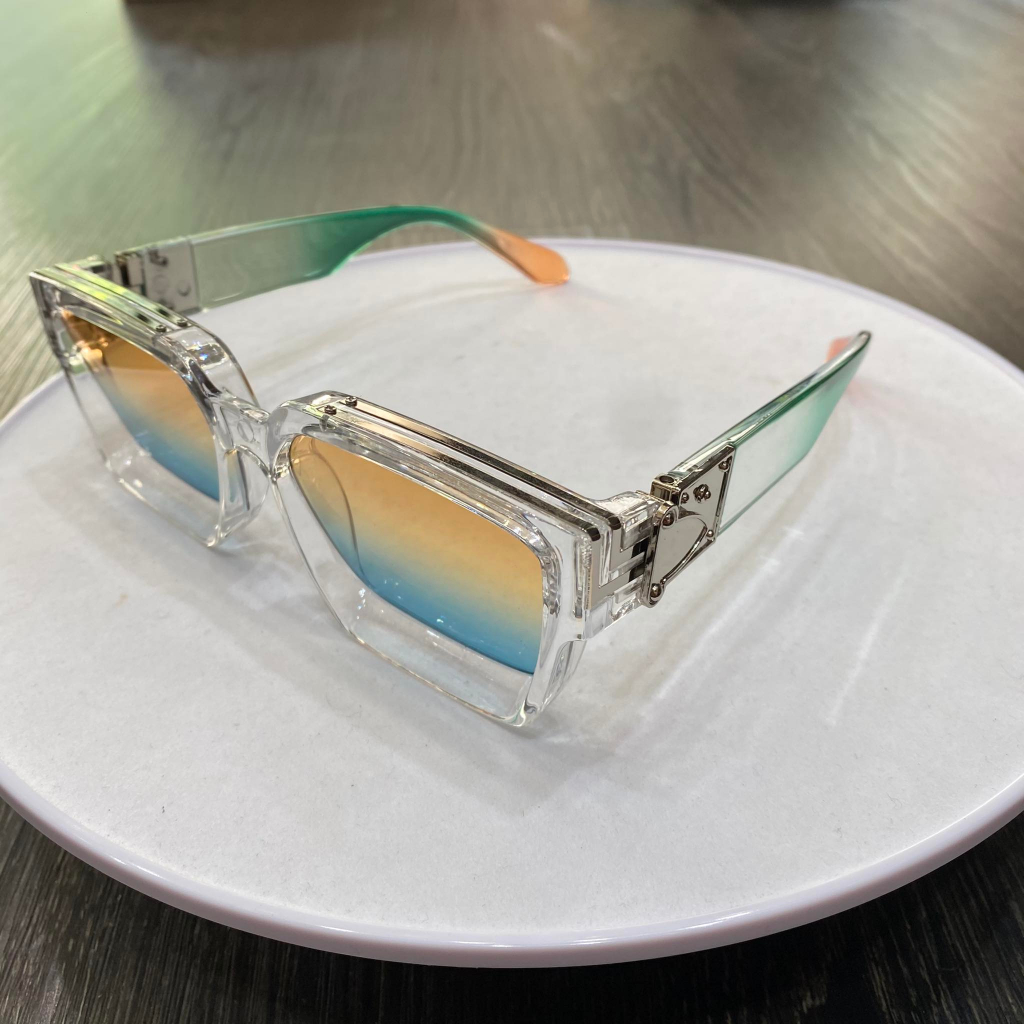 Kính mắt LV gọng kèm tròng 7 màu phong cách hiện đại