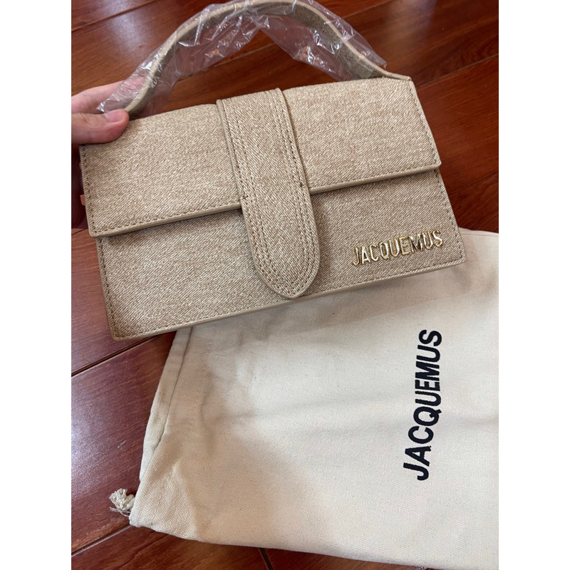 Túi Jacquemus màu be vải