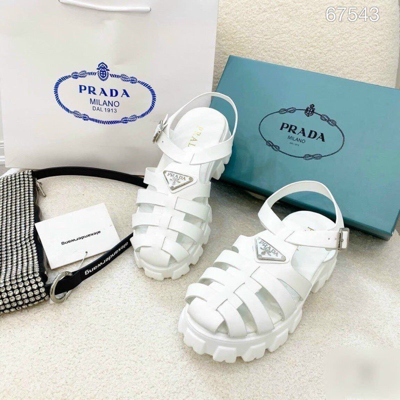Dép quai hậu Prada quai cài khuy đế độn 5cm