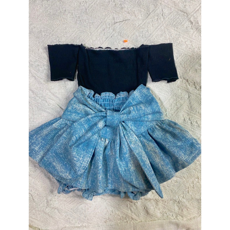 Áo trễ vai tay ngắn cho bé gái