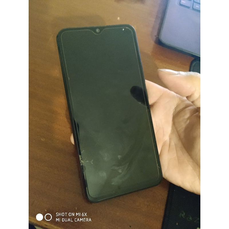 Điện thoại vivo y15 4Gb / 64Gb