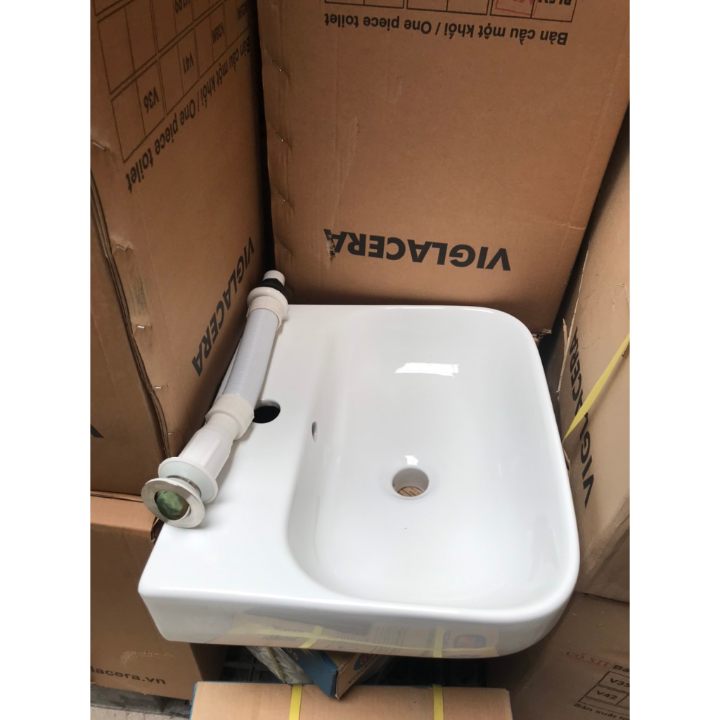 Chậu lavabo treo tường hình chữ nhật  kích thước:( 45cm*38cm)Thái Bình