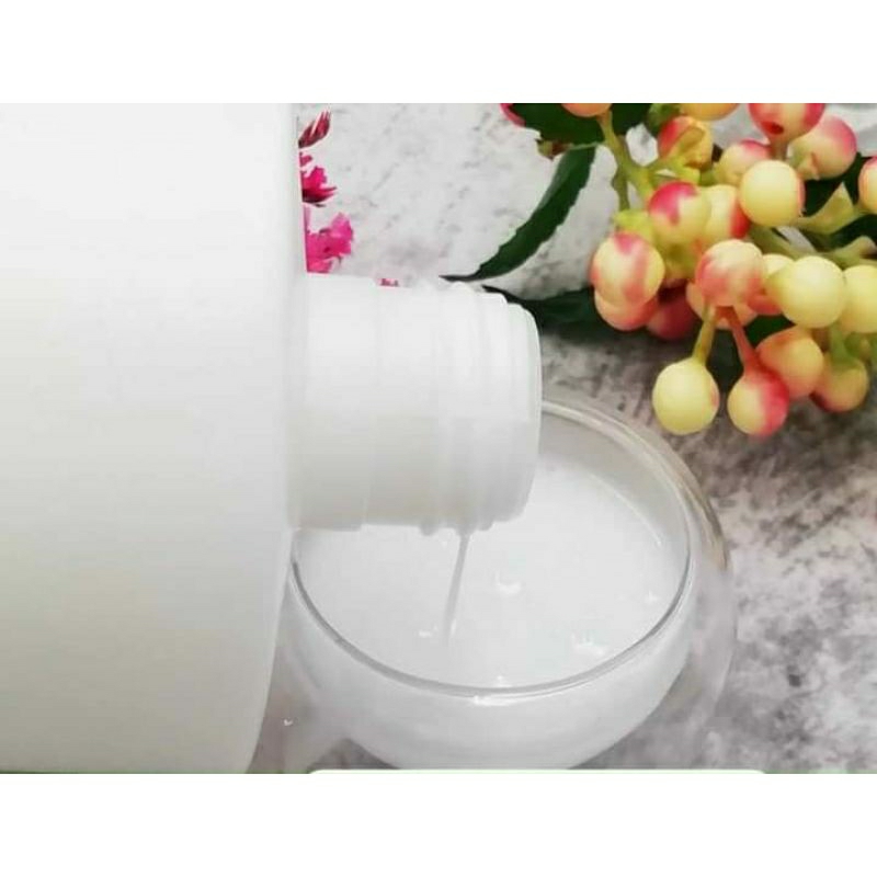 Serum sữa trắng da, căng bóng,phục hồi da chống lão hoá