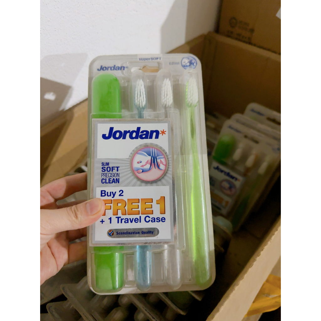 Thanh lý Pack 3 bàn chải đánh răng Jordan slim soft lông mềm