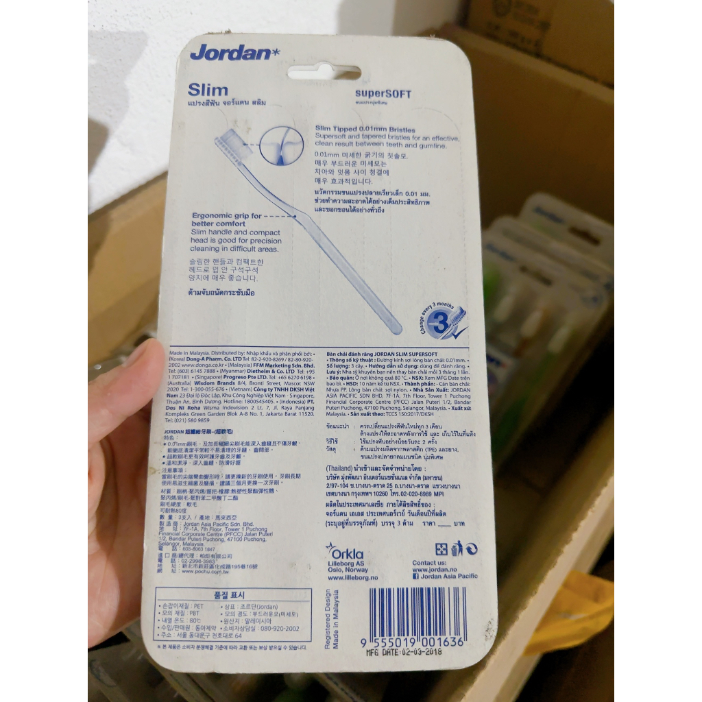 Thanh lý Pack 3 bàn chải đánh răng Jordan slim soft lông mềm