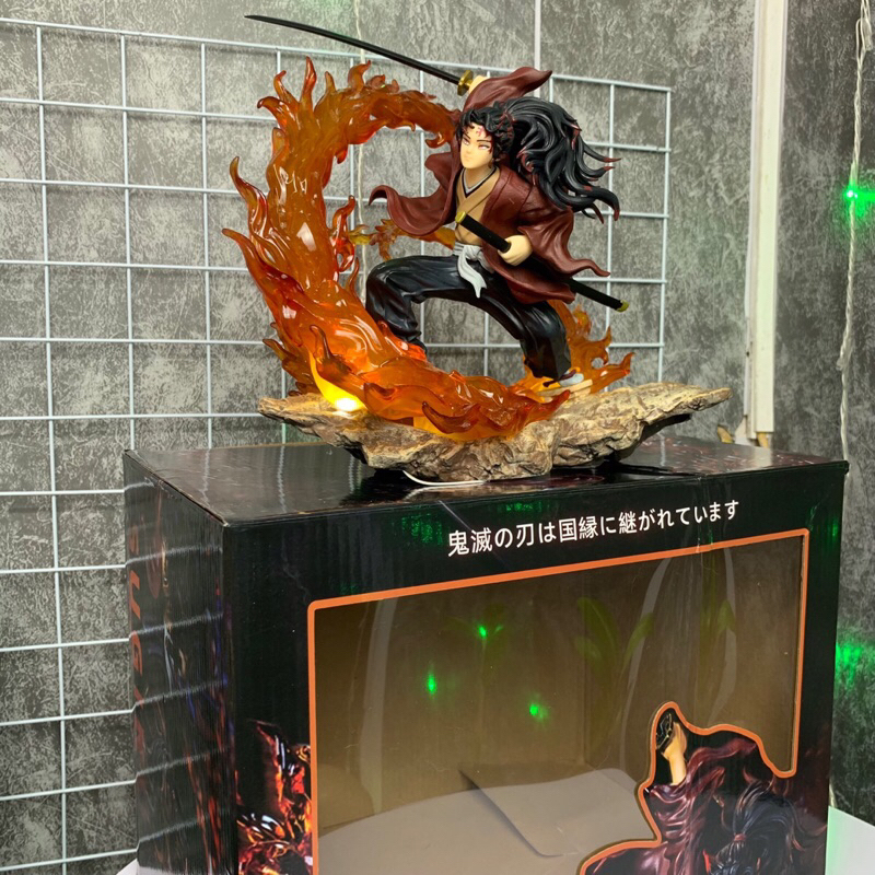Mô hình Kimetsu No Yaiba - Mô hình Thượng Huyền Nhất Kokushibou và Kiếm sĩ Yoriichi chiến đấu, có hộp màu