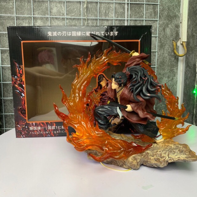 Mô hình Kimetsu No Yaiba - Mô hình Thượng Huyền Nhất Kokushibou và Kiếm sĩ Yoriichi chiến đấu, có hộp màu
