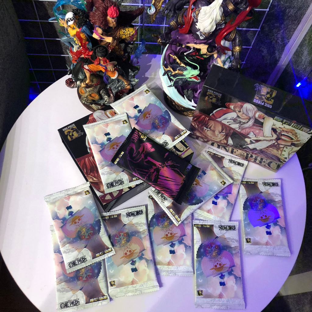 Full box thẻ bài nhân phẩm one piece shank uta thẻ hiếm cực đẹp