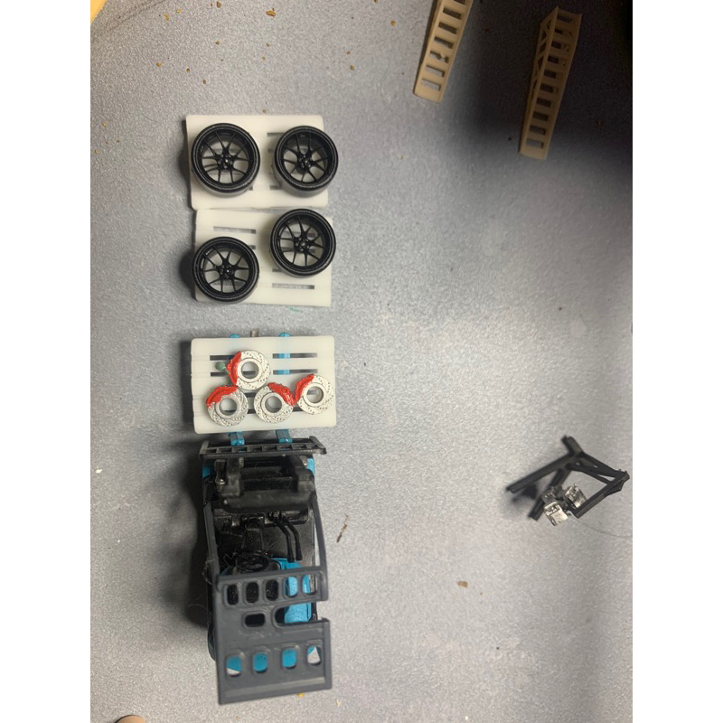Bánh xe 1/64 thay thế cho porsche miniGT 1"64