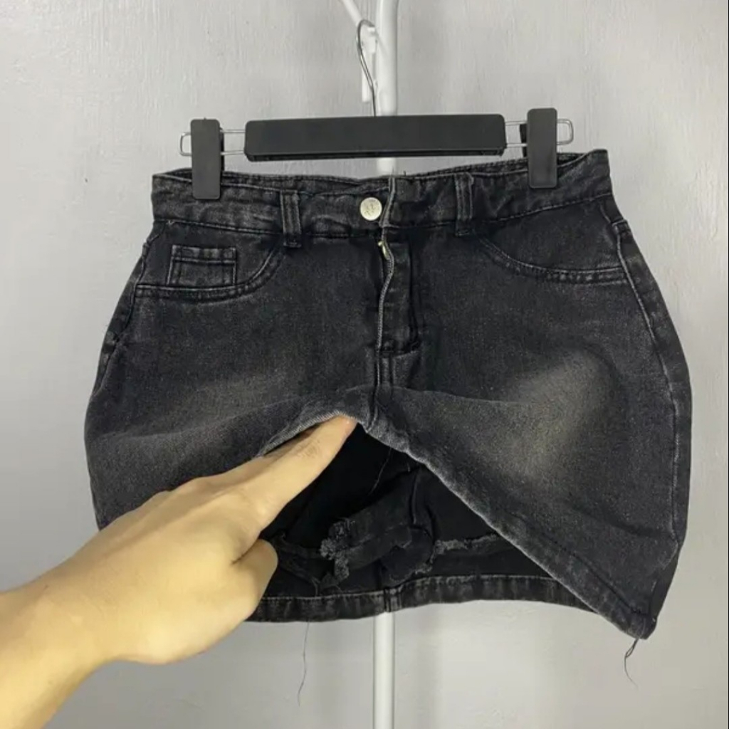 Chân váy nữ  Váy jean ngắn nữ 2 màu đen khói, xanh size S M L XL cá tính, năng động - V6