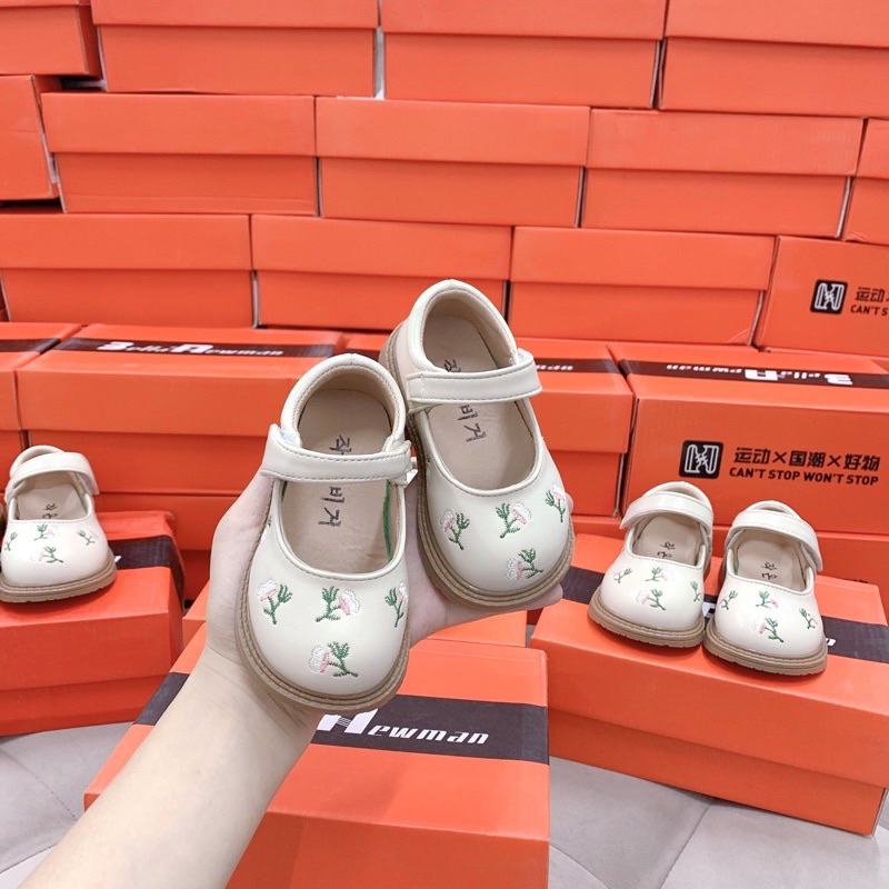 Giày Búp Bê Thêu Hoa Tone Hàn Quốc Cho Bé Gái