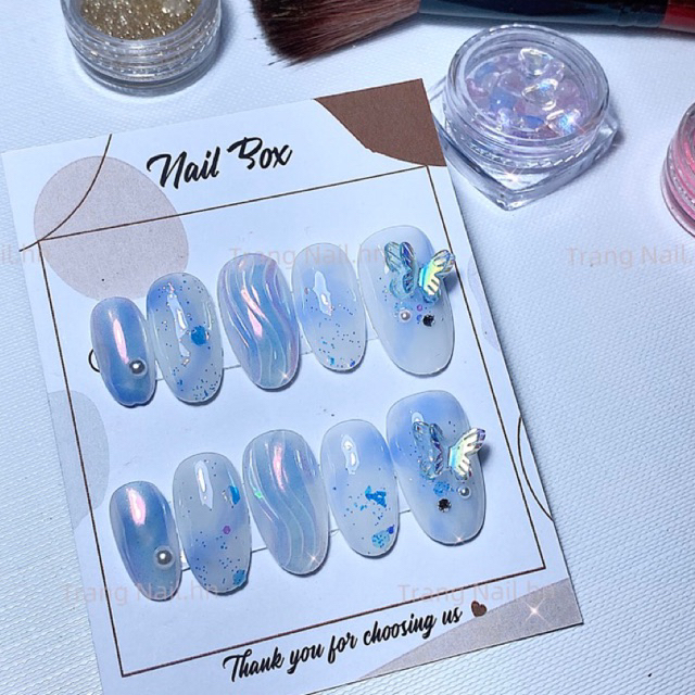 Nailbox thiết kế Huyền Trang xanh ánh trai vẽ nổi ảnh shop tự chụp