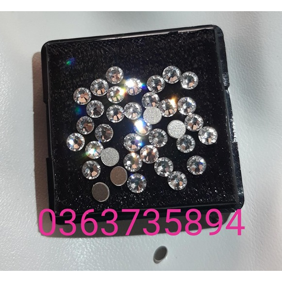 Đá đính răng cao cấp 5 viên tặng kèm keo và bút dán ko sỉn màu ko bong chân