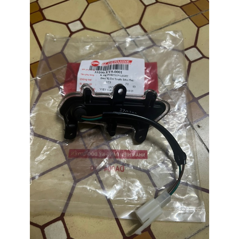 Đèn vị trí xe Elizabeth mã VT5