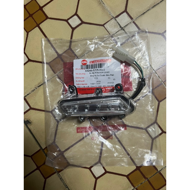 Đèn vị trí xe Elizabeth mã VT5