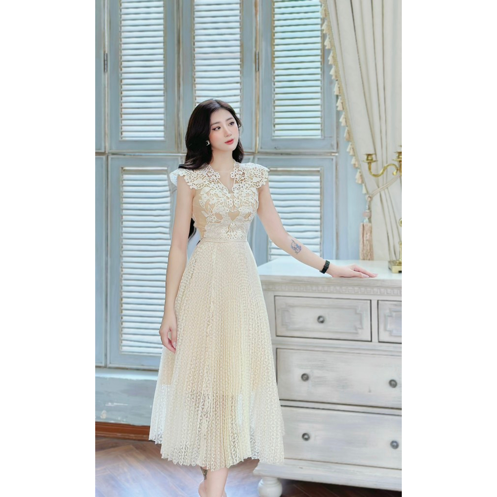 Khâu Váy cánh điệp chân váy dập ly họa tiết màu kem lót nude sang chảnh Điệp LyLy