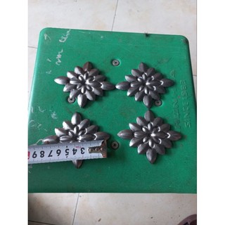 Hoa sắt mỹ thuật thuật, hoa dập 8×9
