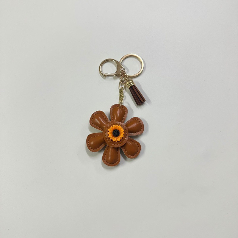Phụ kiện charm hình bông hoa gắn túi xách