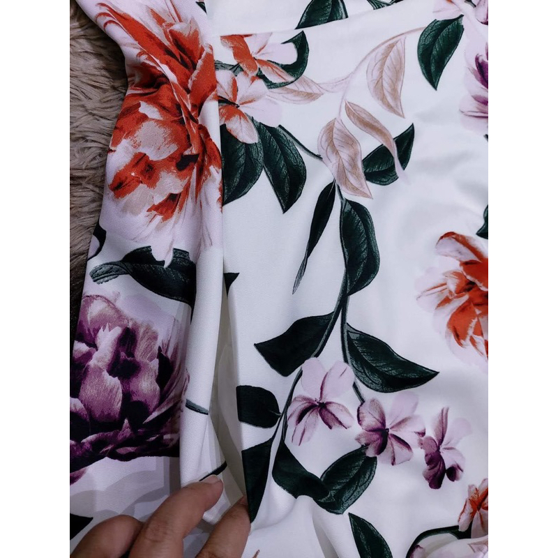 Đầm xuất xịn hiệu CK