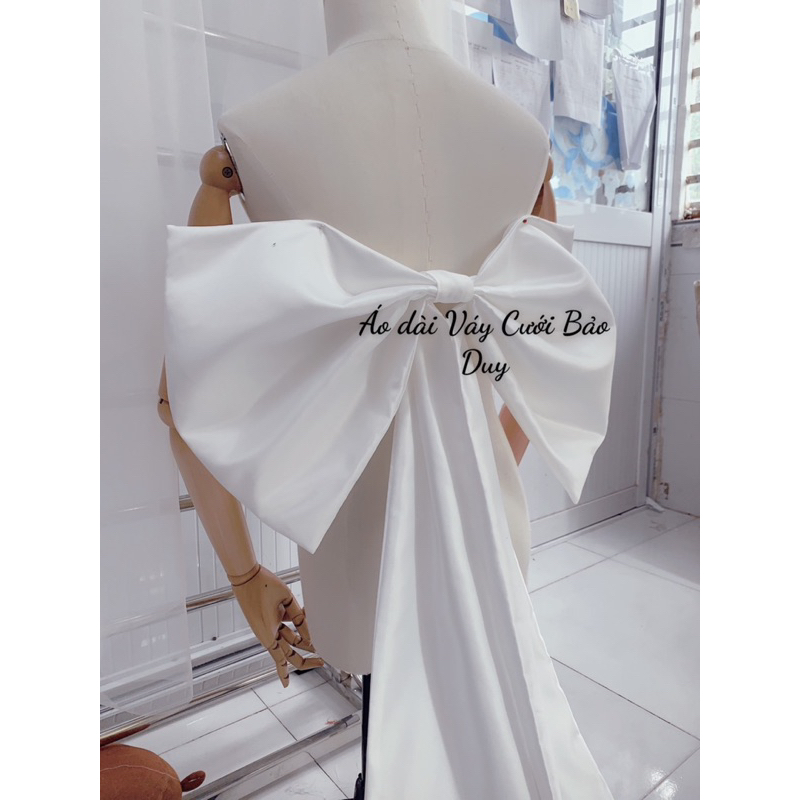 Nơ cài váy cưới bản to