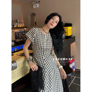 Đầm karo khoét eo tôn dáng hàng cc
