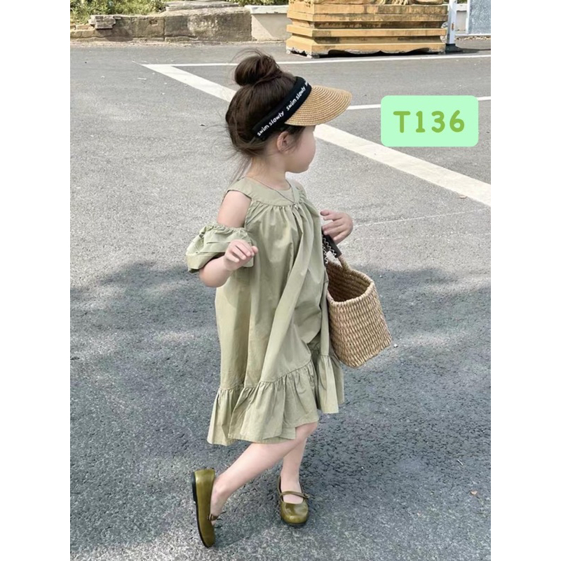 T136 Váy thiết kế tay lỡ khoét giọt lệ lưng cho bé