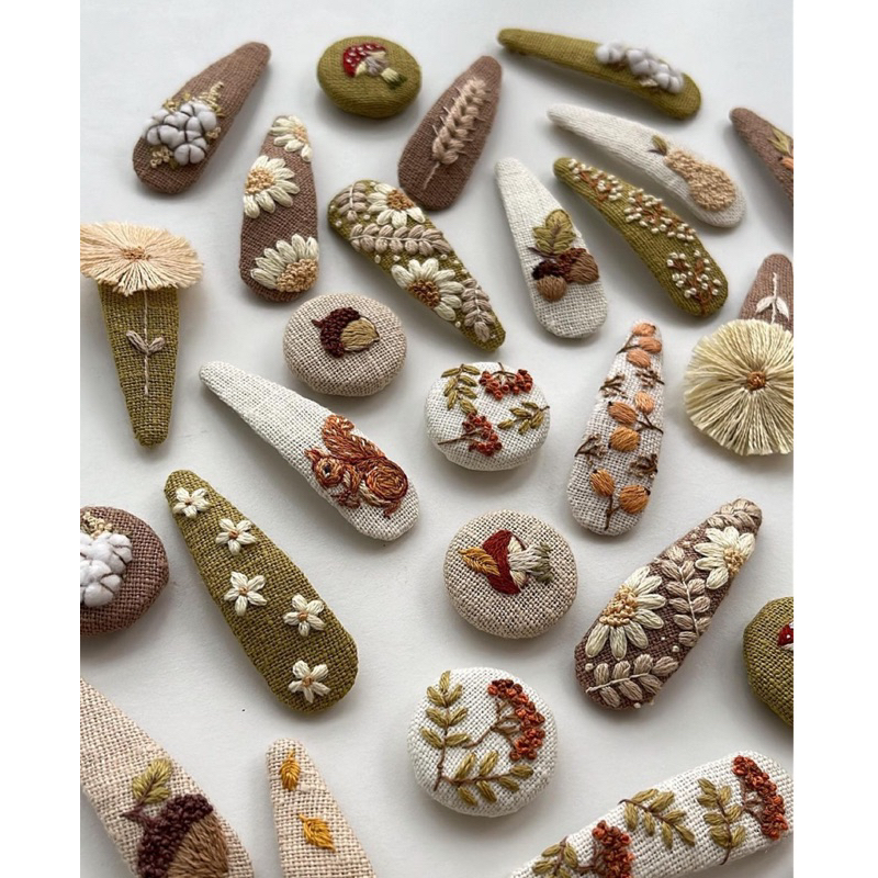 Cặp tóc thêu tay handmade