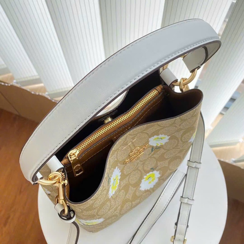 Túi bucket coat hoạ tiết