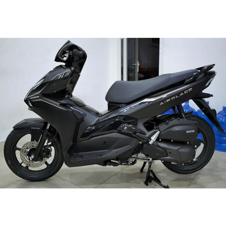 Tấm ốp tay dắt sau ab 125 2016-2019-2020-2022 ab 125cc honda