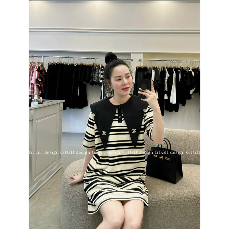Váy xuông cổ vạt tiểu thư