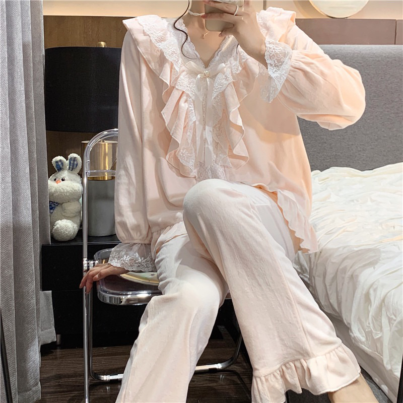 ĐẦM NGỦ NHUNG PHỐI REN ĐEN KIÊU SA QCCC