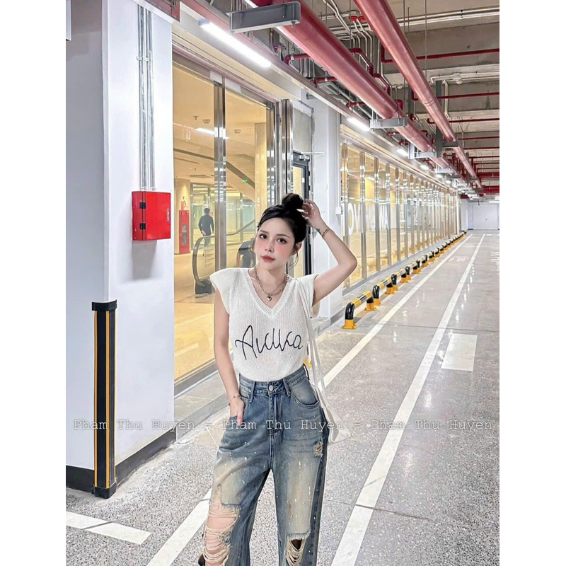 ÁO LEN THÊU CHỮ ALUCA SÁT NÁCH CỔ TIM HÀNG QC MS90001