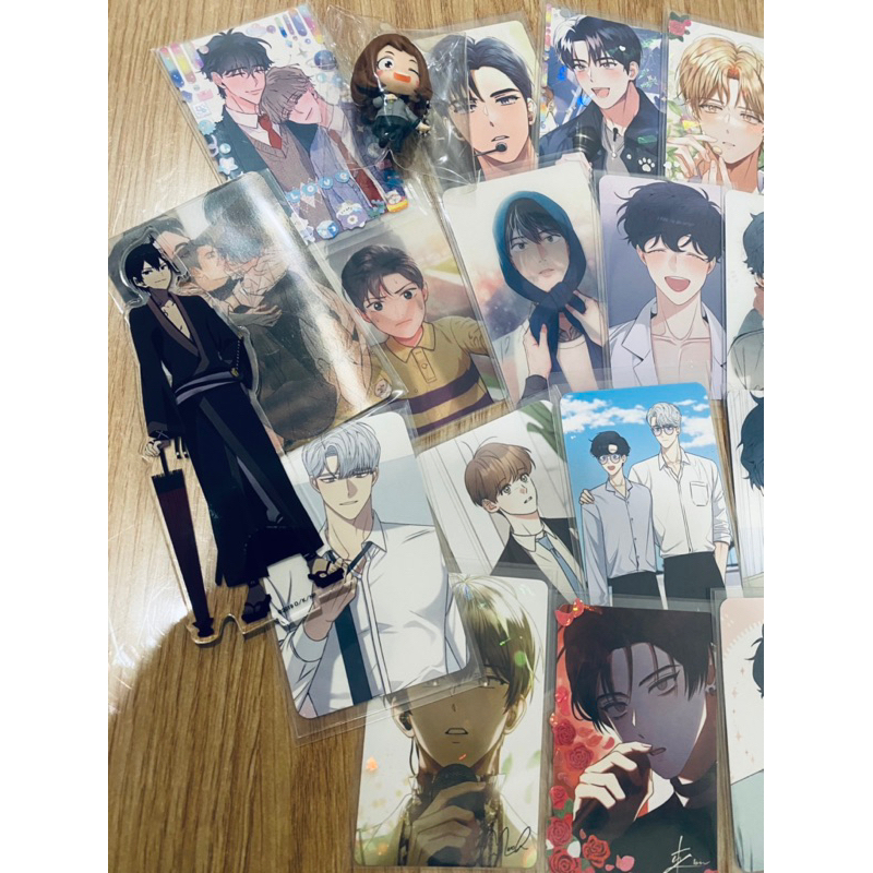 Lucky box/pack card, standee bl