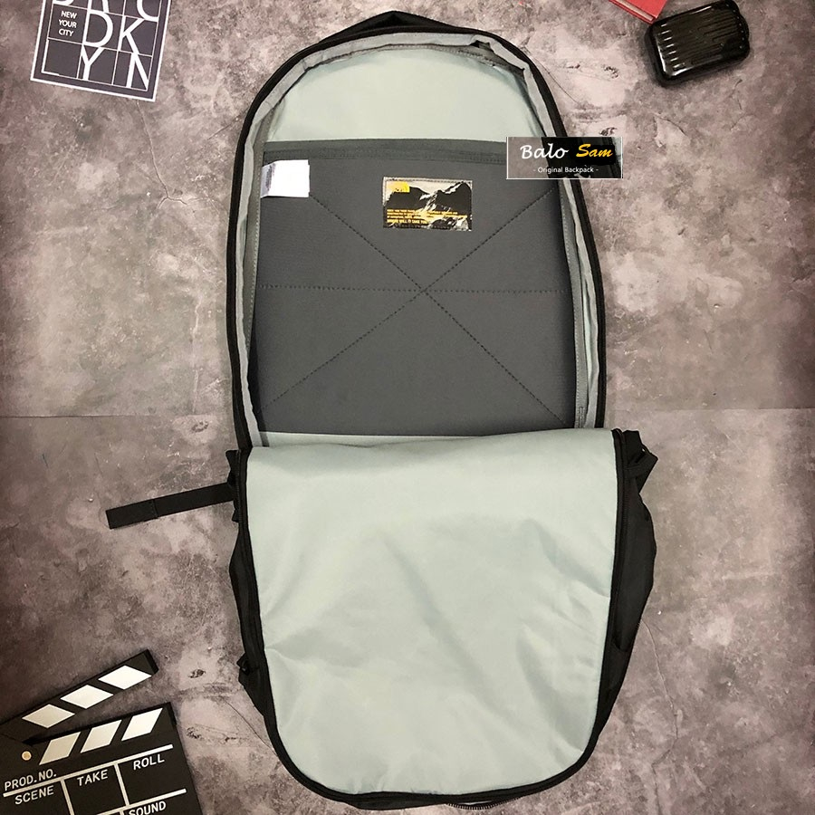 BALO TNF ROuterTRÁNSIT NEW  balo đựng laptop tiện lợi