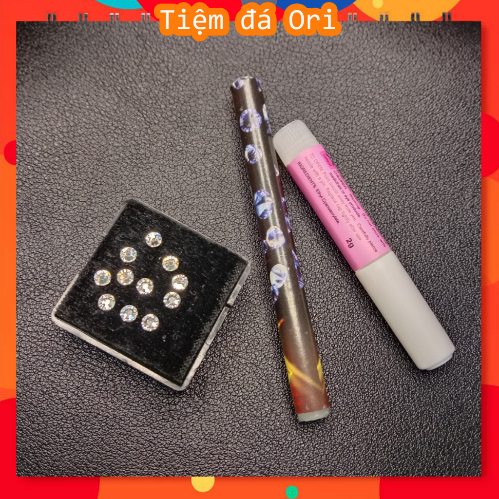 Đá đính răng cao cấp 10 viên ko sỉn màu ko bong chân 12 tia sáng tặng kèm keo và bút dán